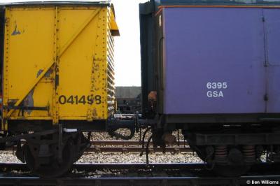 Photo of 041498 & 6395 detail