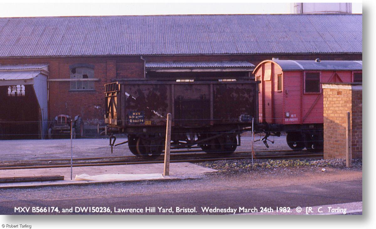 Photo of DW150236 at Lawrence Hill